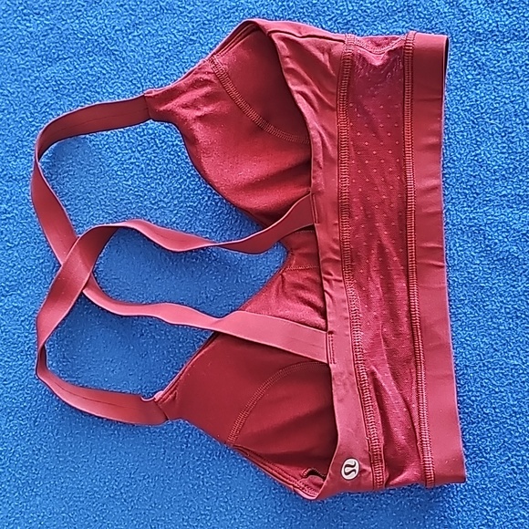 Lululemon sports bra - Picture 2 of 2